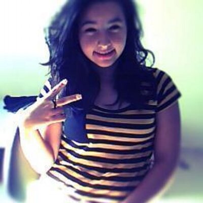 Profile Picture of Julia Louback Petri (@julialpetri) on Twitter