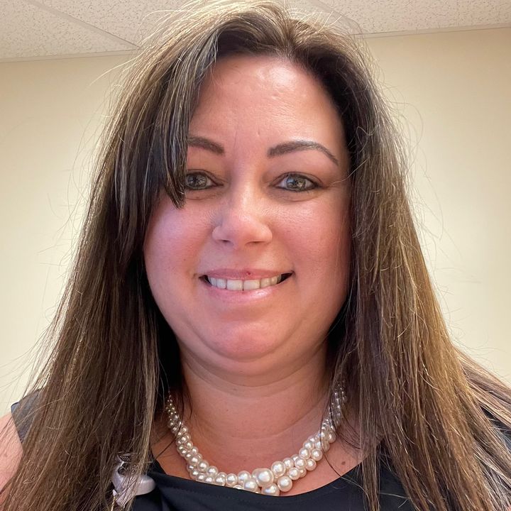 Profile Picture of lorihardwick (@lorihardwick) on Tiktok