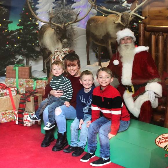 Profile Picture of Erica Layte (@ericaobviously) on Poshmark