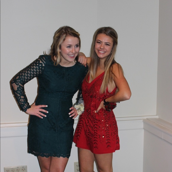 Profile Picture of Emily Hyjek (@emhyjek) on Poshmark