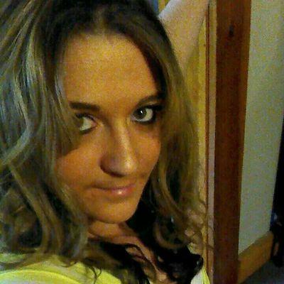 Profile Picture of Kristen Gates (@e4f46110cc4b495) on Twitter