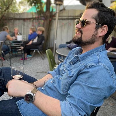 Profile Picture of Tom Levis (@Tommy_BlueJeans) on Twitter