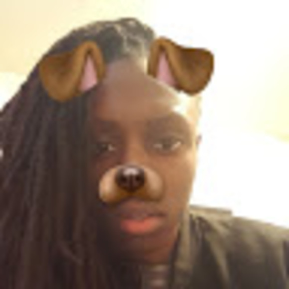 Profile Picture of Grey Grey (@greygrey50) on Poshmark