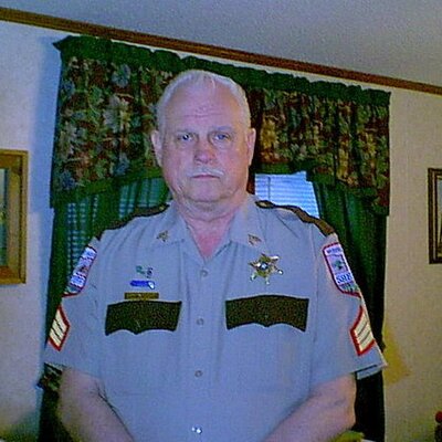 Profile Picture of Laurence R. Fuller (@arch205) on Twitter