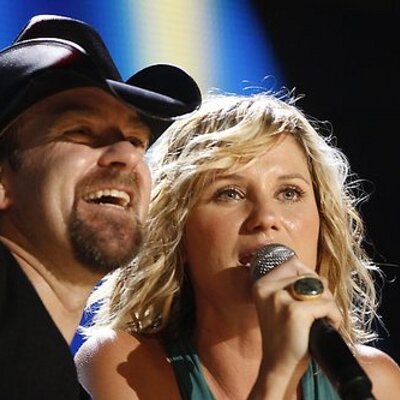 Profile Picture of Sugarland (@SugarlandFans) on Twitter