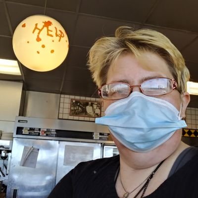 Profile Picture of Eliot Hutchins (@CindyHutchins6) on Twitter