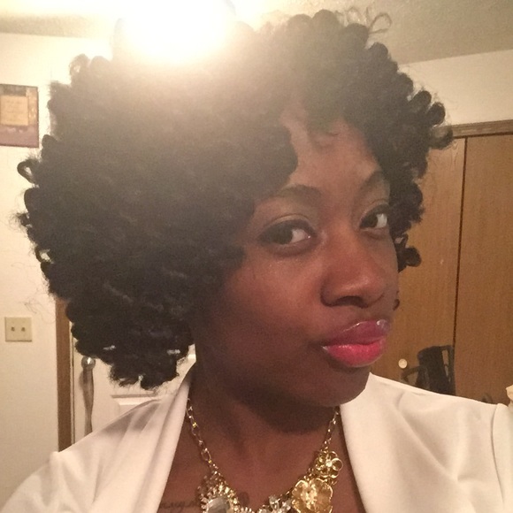 Profile Picture of Monique Bingham (@msmonique09) on Poshmark