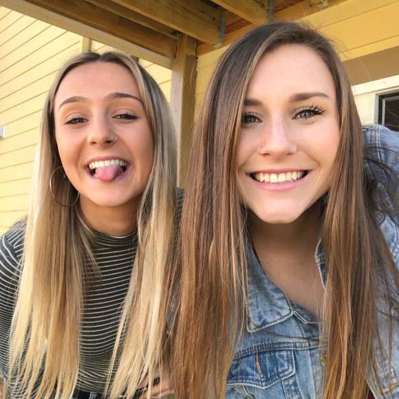 Profile Picture of Bailee Munnerlyn (@bmunnerlyn1) on Poshmark