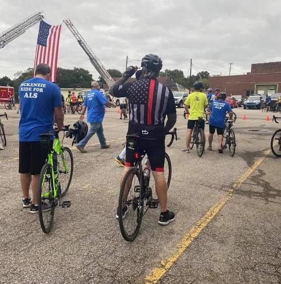 Brian Tucker - Poshmark Profile Picture of Brian Tucker (@btucker100) on Poshmark