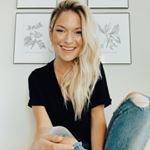 Emily Campbell - Stylist - Instagram