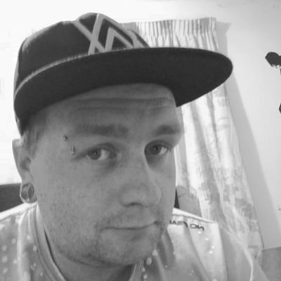 Profile Picture of Christopher Fordham (@FordhamHump123) on Twitter