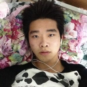 Profile Picture of Junhong (@xsynchronous) on Myspace