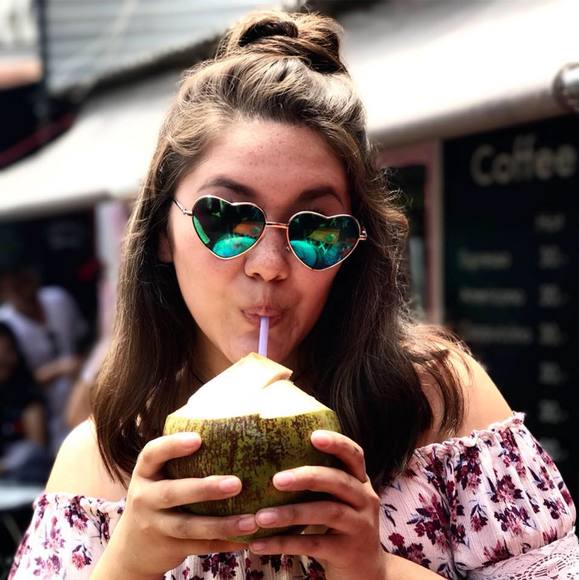 Profile Picture of Madison Klain (@madisonklain) on Poshmark