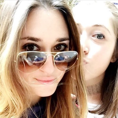 Profile Picture of Julia Brooke (@JulzBrooke) on Twitter