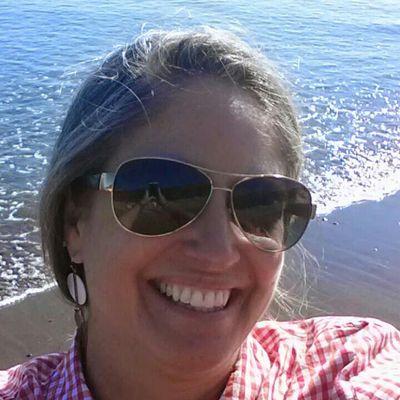 Profile Picture of Carmen Cernosek (@beea9fbd4d964aa) on Twitter