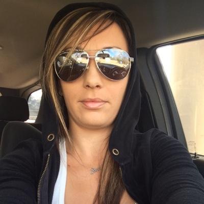 Profile Picture of Crystal Rose (@lovelady19841) on Twitter