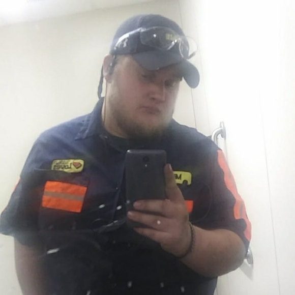 Profile Picture of Adam Dalecke (@adalecke) on Poshmark