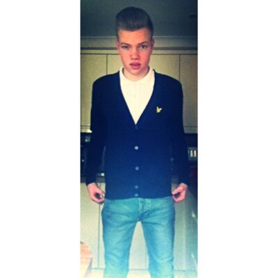 Profile Picture of Dean Currie (@Deancurrie12) on Twitter