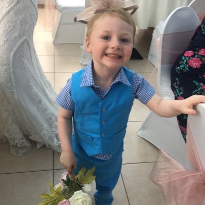 Profile Picture of Kelly Watts (@OscarPagewatts1) on Twitter