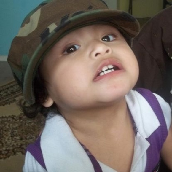 Profile Picture of Isabel Zavala (@aleydacalixto14) on Poshmark