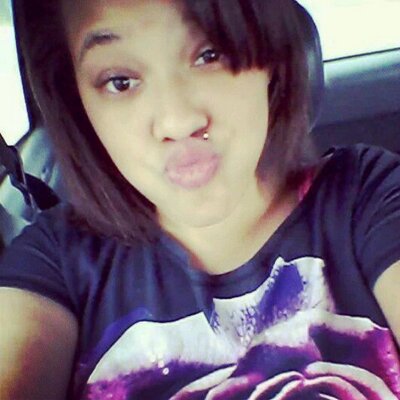 Profile Picture of Erin Keys (@YellaaGirl615) on Twitter