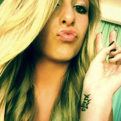 Profile Picture of Meg Blair (@meggyblair) on Twitter