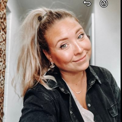 Profile Picture of Brooke Lambert (@B_lambert23) on Twitter