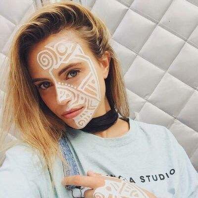 Profile Picture of MavisAckerman (@zhhdjddgor) on Tiktok