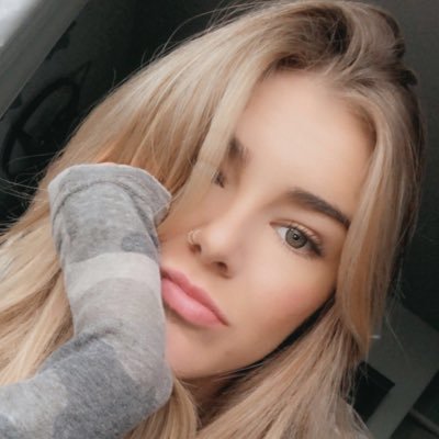 Profile Picture of Torri Lynn (@TorriWells) on Twitter