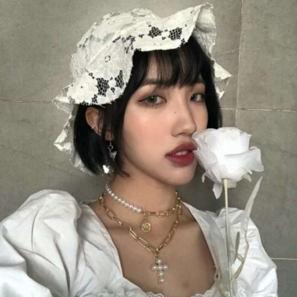 Mitchell Snyder| - Poshmark Profile Picture of Mitchell Snyder| (@demetriatrask34) on Poshmark