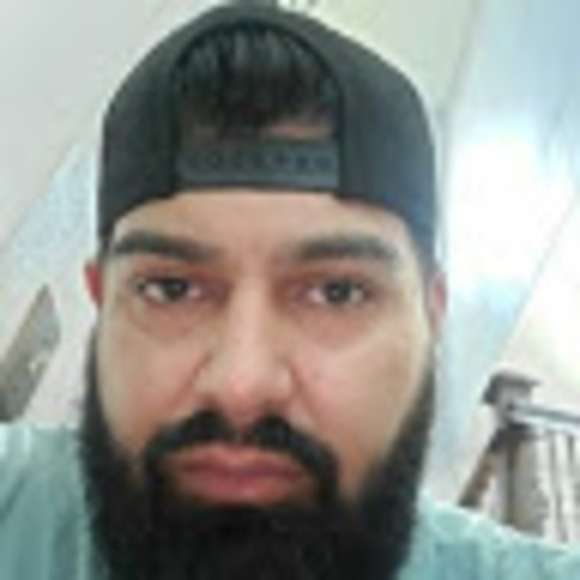 Profile Picture of Isaac Barragan (@isaac_barragan) on Poshmark