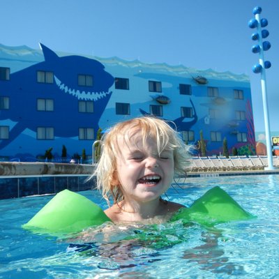 Profile Picture of Stephanie Heinrich (@Stephan08049294) on Twitter