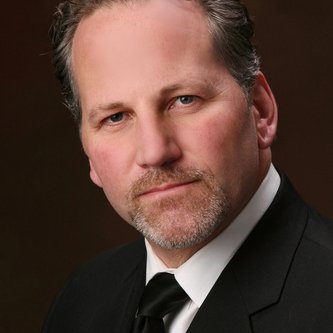 Profile Picture of Mark Flint (@NYLuxuryHome) on Twitter