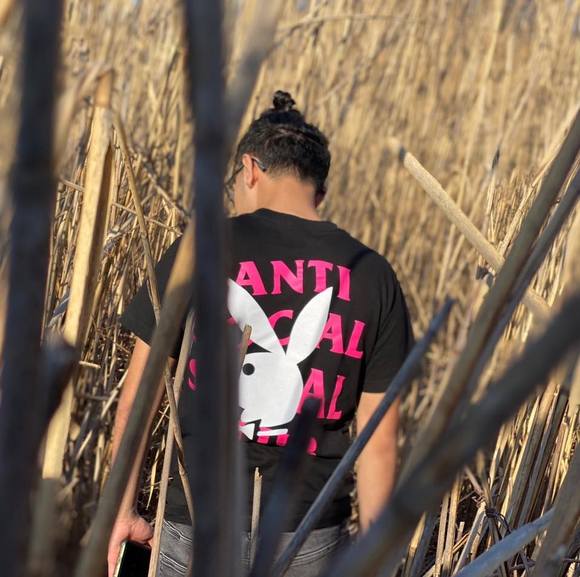 Profile Picture of Kathy Martinovich (@sethjagoo) on Poshmark