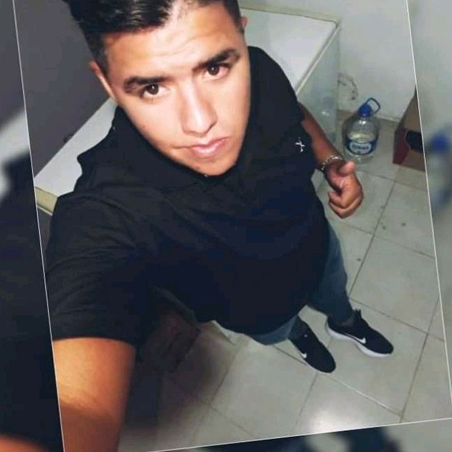 Profile Picture of Erik Barrio (@erikbarrio) on Tiktok