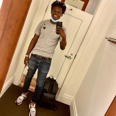 Profile Picture of Vernon Nicholas (@VernonNichola10) on Twitter