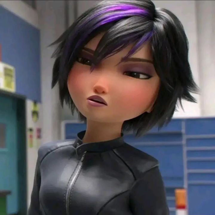 Profile Picture of taryn (@luvthecart) on Tiktok