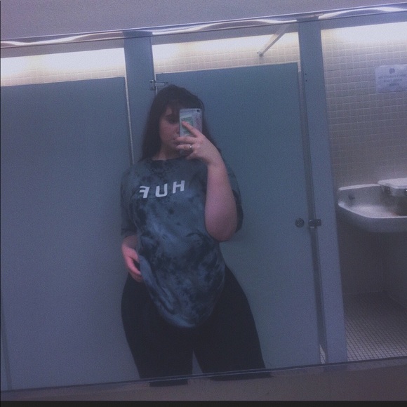 Profile Picture of Emily Kelsheimer (@_emilyyyy___) on Poshmark