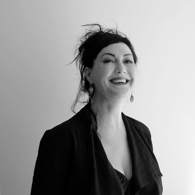Profile Picture of Dionne Lew (@DionneLew) on Twitter