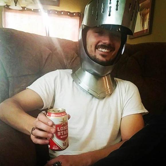 Brandon Heruth - Poshmark Profile Picture of Brandon Heruth (@bg_aces) on Poshmark