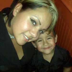 Profile Picture of Lupe Hdz (@lual87) on Myspace