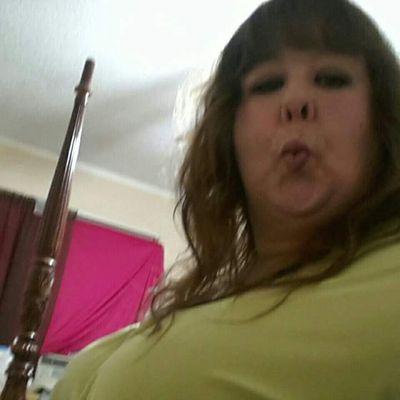 Profile Picture of Lisa Yates (@lisayates166) on Twitter