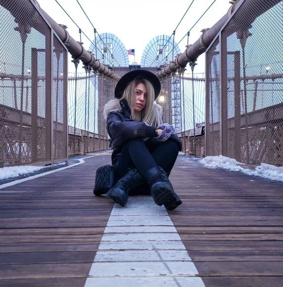 Profile Picture of Hany Trincado (@hanyta) on Poshmark