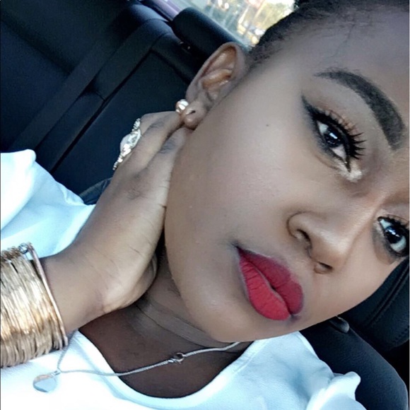 Profile Picture of Patrice Staten (@patricestaten) on Poshmark