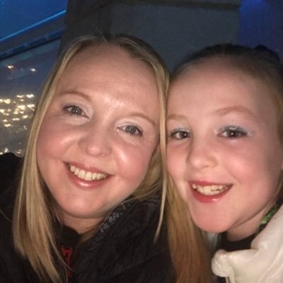 Profile Picture of Gillian Devon (@GillianDevon) on Twitter