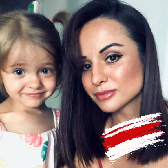 Profile Picture of Dziyana Nazaruk (@dn4568) on Poshmark