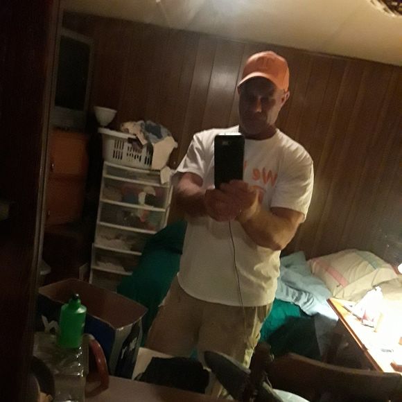 Profile Picture of Michael Henderlight (@mike6688) on Poshmark