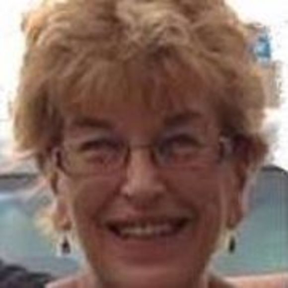 Profile Picture of Ginger Vanness (@gingervanness) on Poshmark