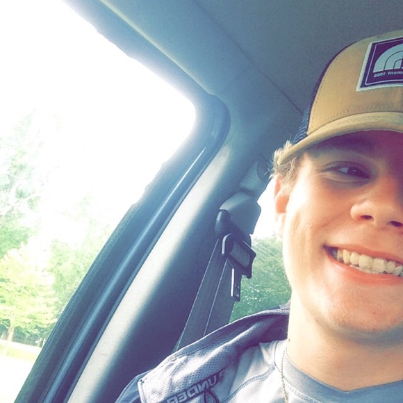 Profile Picture of Seth Harvey (@sethharvey) on Poshmark