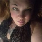 Profile Picture of Kimberly Wolfe (@2handfulsofchaos) on Instagram